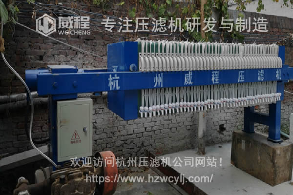 通过网络午夜商店APP下载18图片如何选购优质产品